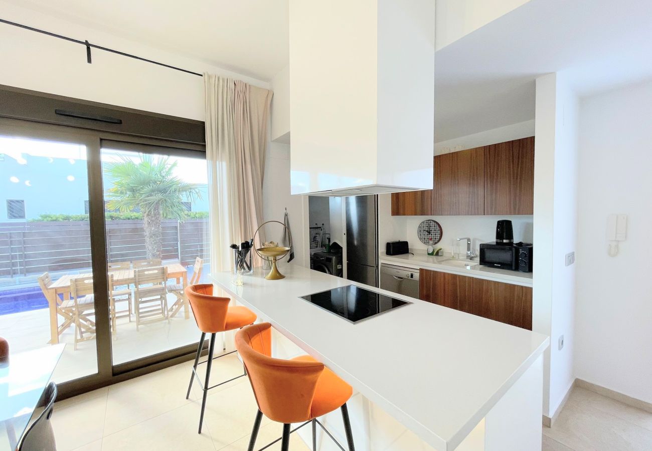 Villa in Orihuela Costa - RESERVED! Villa for Sale in Vistabella Golf
