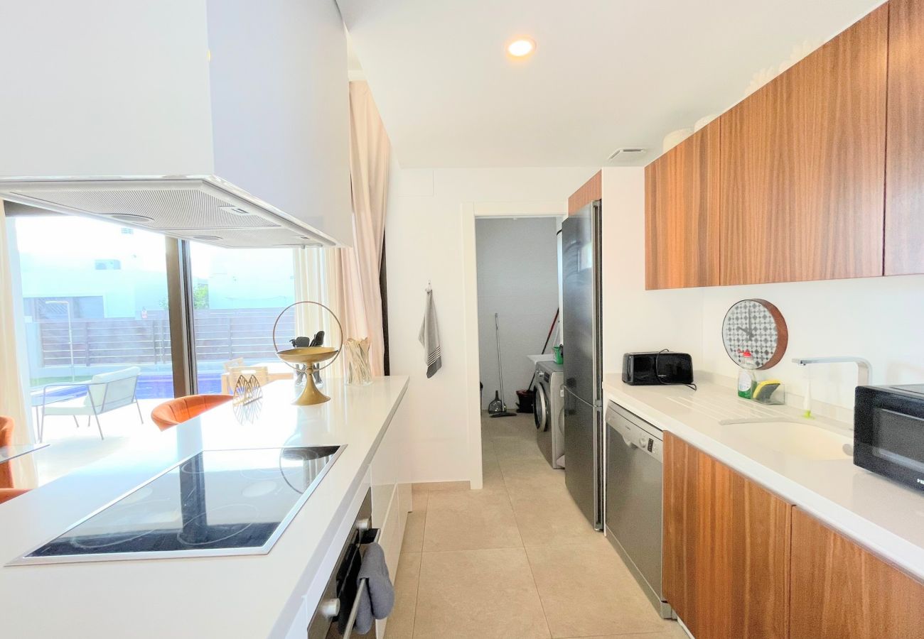 Villa in Orihuela Costa - RESERVED! Villa for Sale in Vistabella Golf