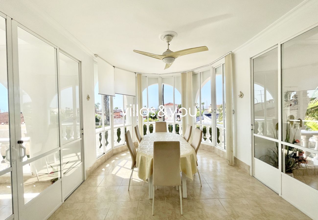 Villa in Ciudad Quesada - Große Villa zum Verkauf in Ciudad Quesada (Ref. Azul)