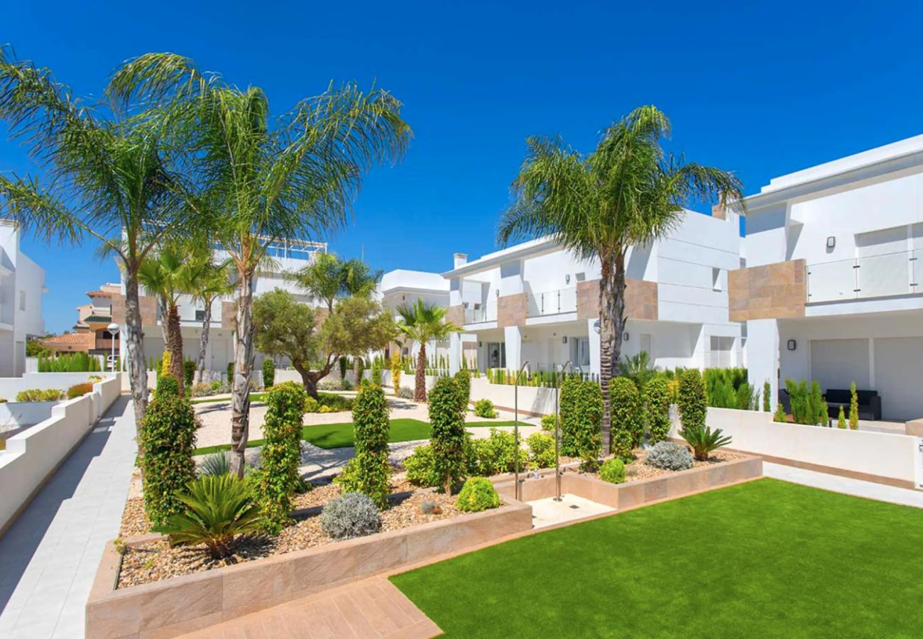 Villa in Ciudad Quesada - Doppelhaushälfte zum Verkauf in Ciudad Quesada (Ref: Villa Allegra)