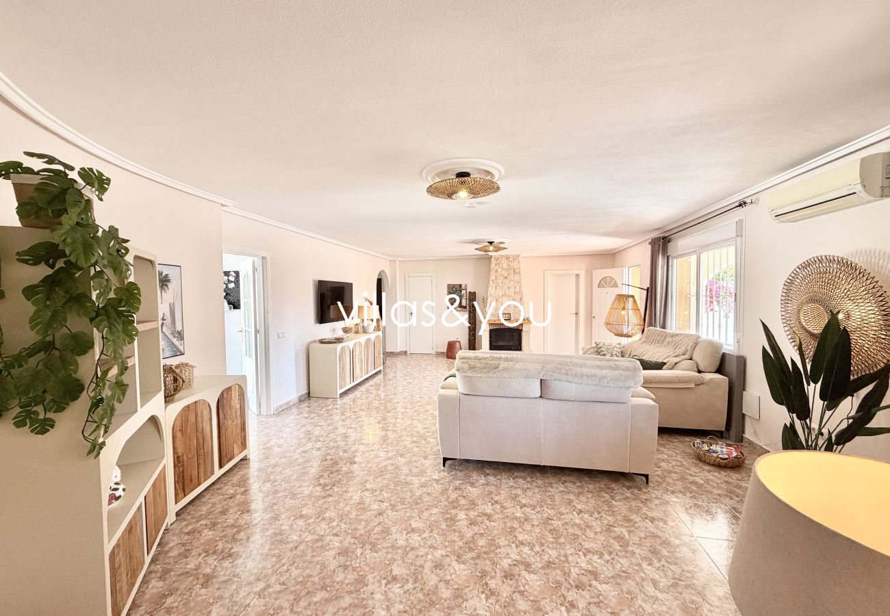 Villa in Ciudad Quesada - Villa Palmera Ciudad Quesada by Villas&You