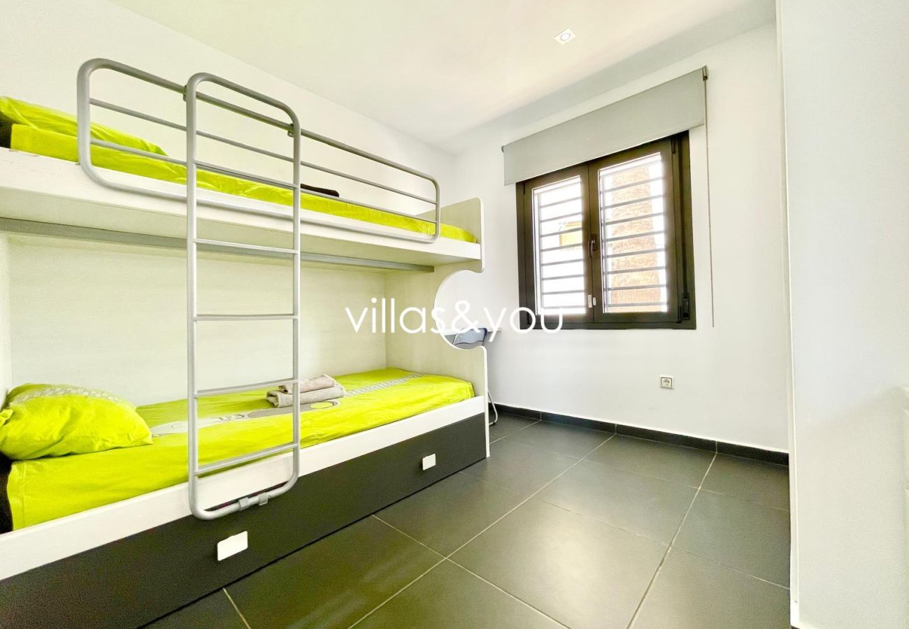 Villa in Ciudad Quesada - Villa Limon Ciudad Quesada by Villas&You