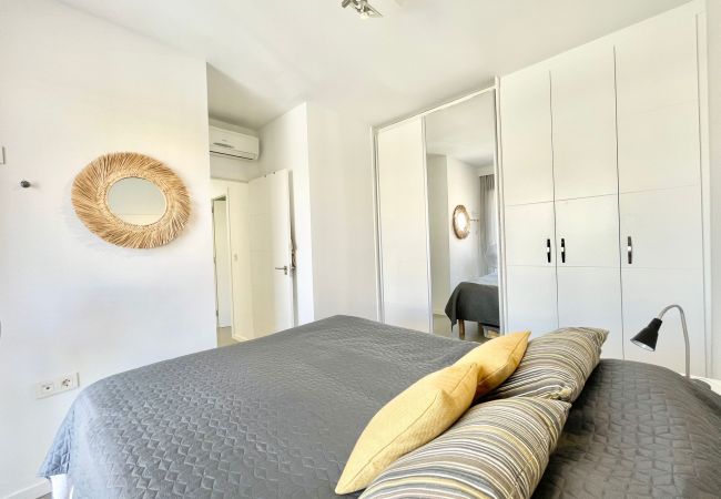 Appartement in Pilar de la Horadada - Playa Elisa Mil Palmeras by Villas&You