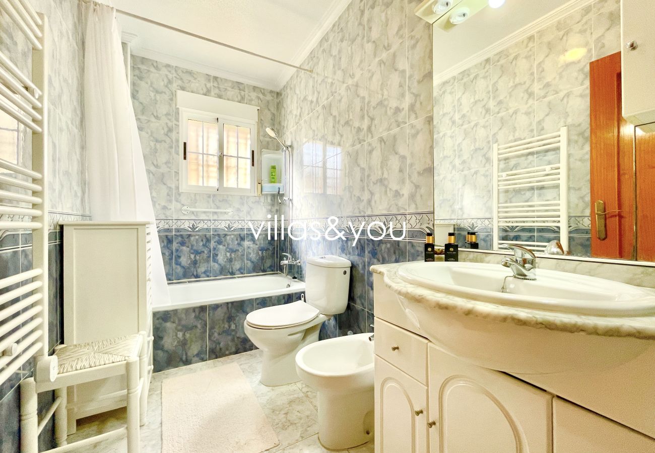 Huis in Orihuela Costa - Playa Golf by Villas&You