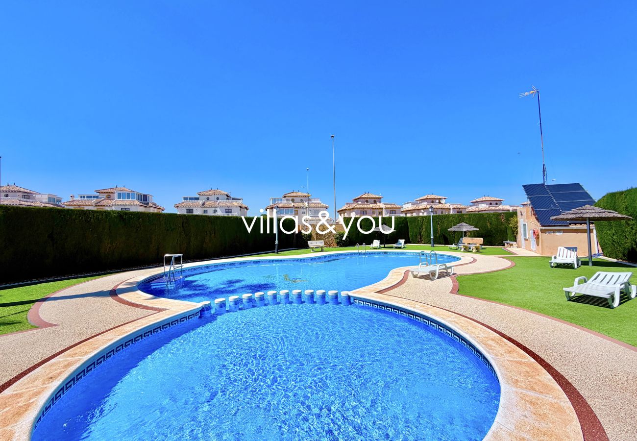 Huis in Orihuela Costa - Casa Playa Golf by Villas&You