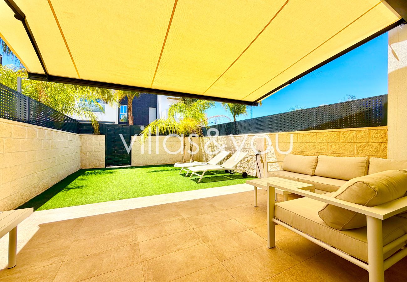 Villa in Ciudad Quesada - Villa Marabu Lagoon Private Jacuzzi by Villas&You