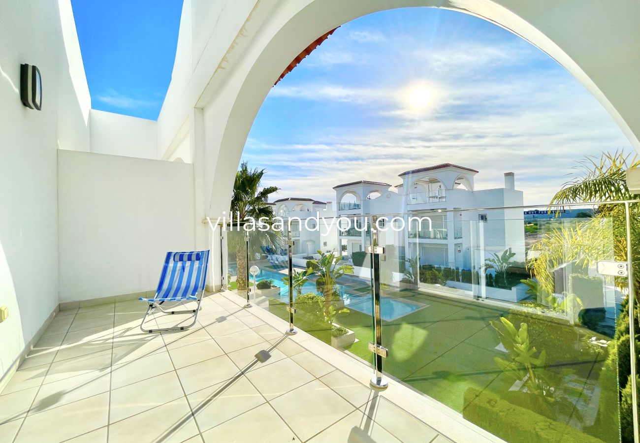 Villa in Ciudad Quesada - Halfvrijstaande villa te koop in Ciudad Quesada (Ref: Villa Allegra)