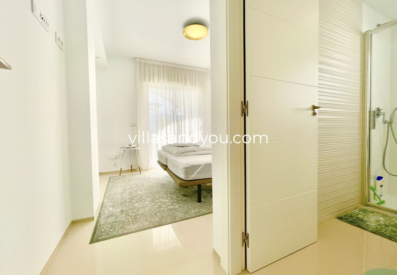 Villa in Ciudad Quesada - Halfvrijstaande villa te koop in Ciudad Quesada (Ref: Villa Allegra)