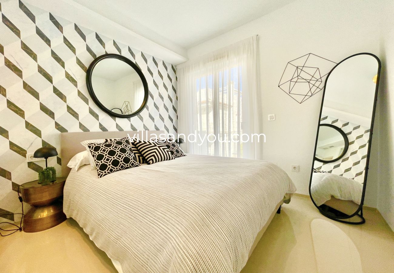 Villa in Ciudad Quesada - Halfvrijstaande villa te koop in Ciudad Quesada (Ref: Villa Allegra)