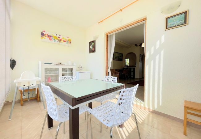 Apartamento en Torrevieja - RENTED! Don Quijote | Long Term Winter Rental in P