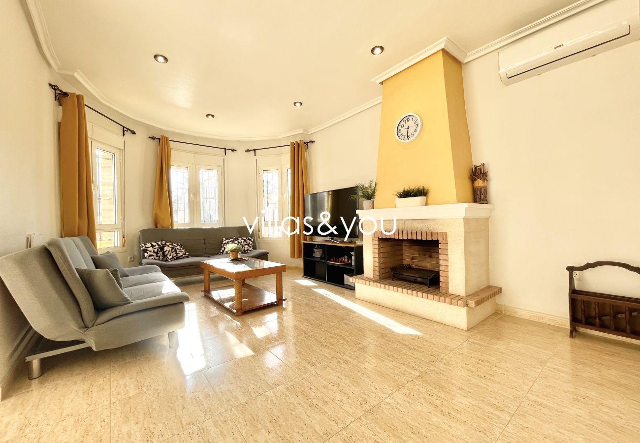 Villa en Guardamar - ALQUILADO! Villa La Rosella | Alquiler a largo plazo en El Raso, Guardamar