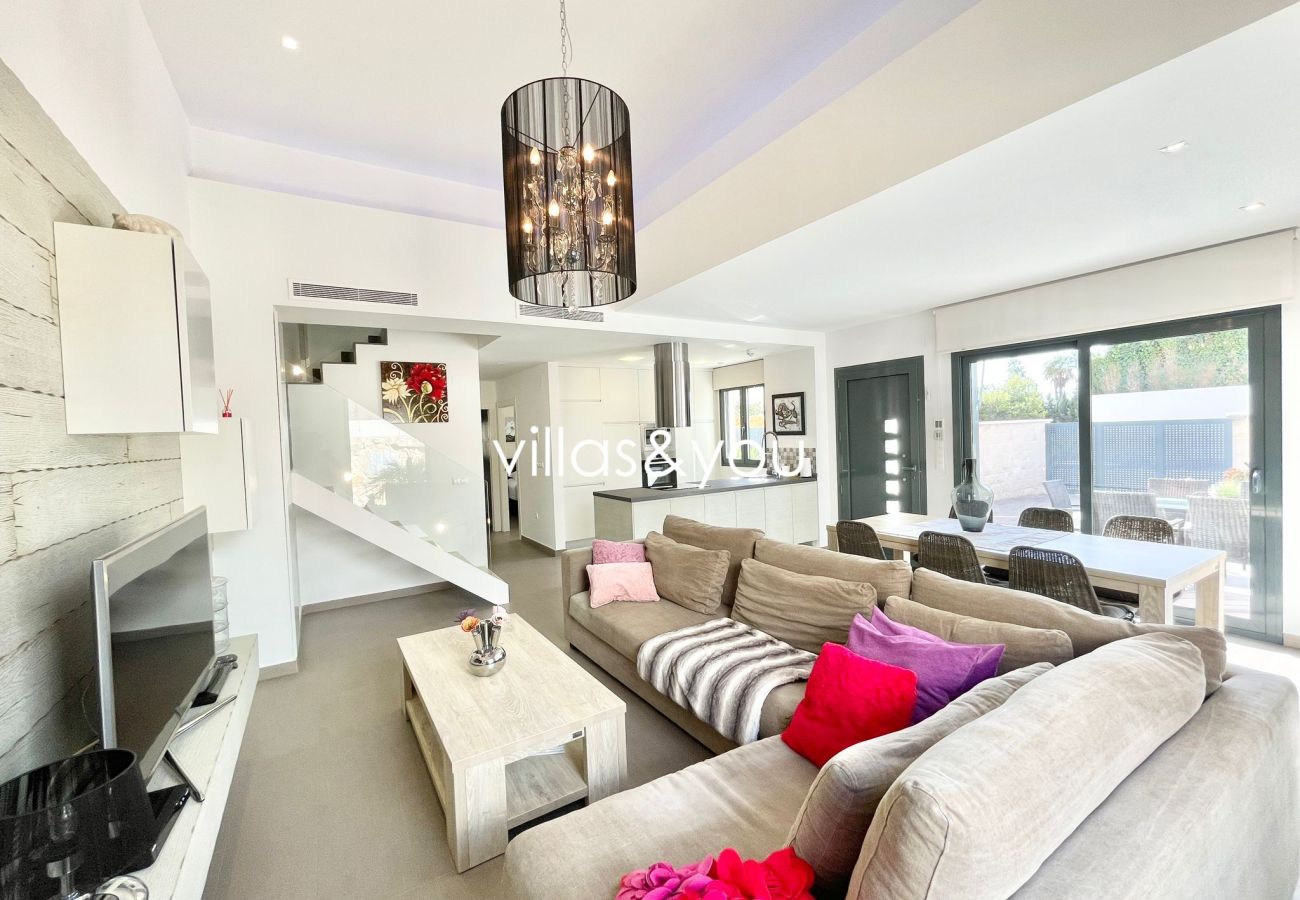 Villa en Ciudad Quesada - Villa Eivissa Ciudad Quesada by Villas&You