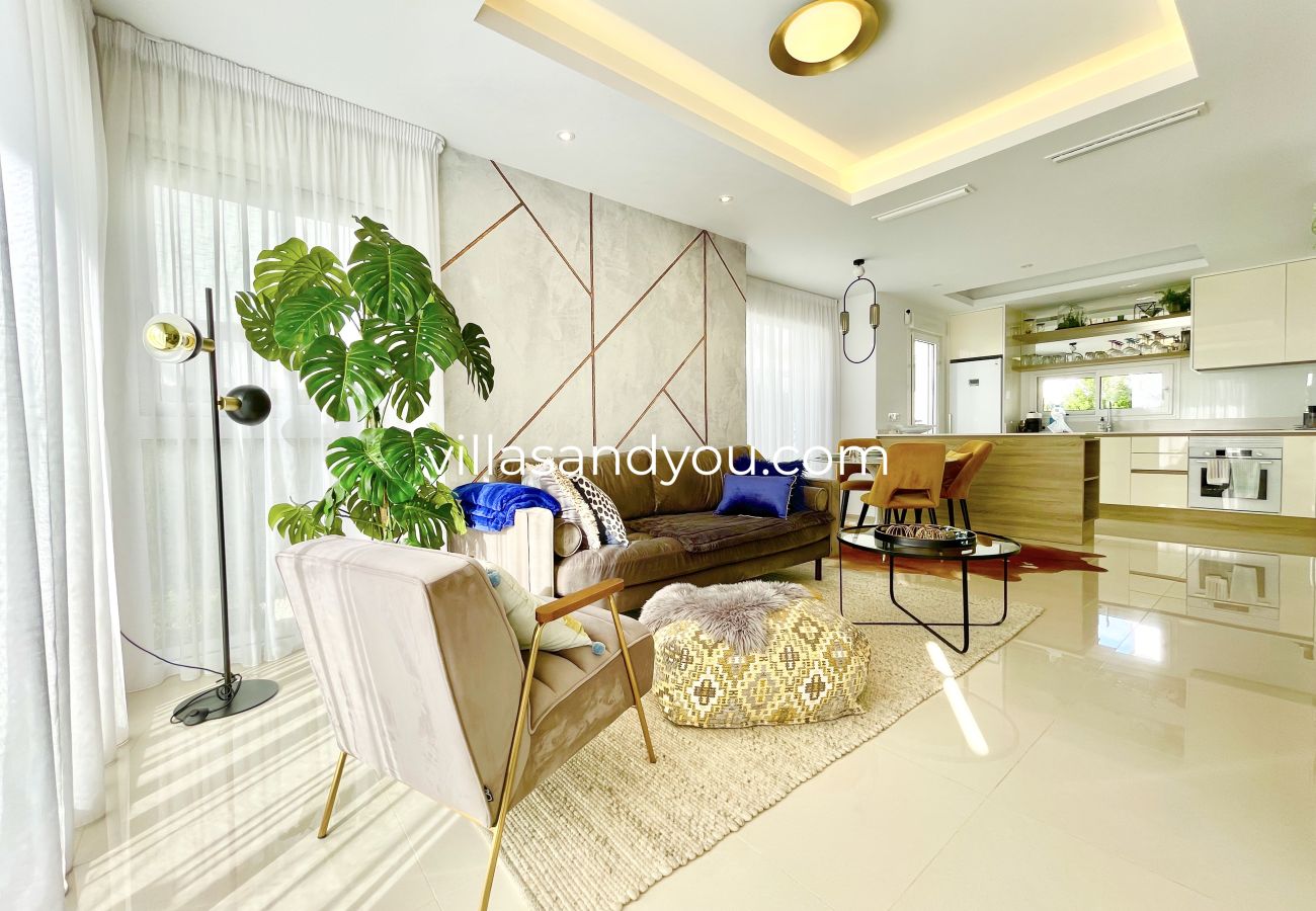 Villa en Ciudad Quesada - Villa adosada en venta en Ciudad Quesada (Ref: Villa Allegra)