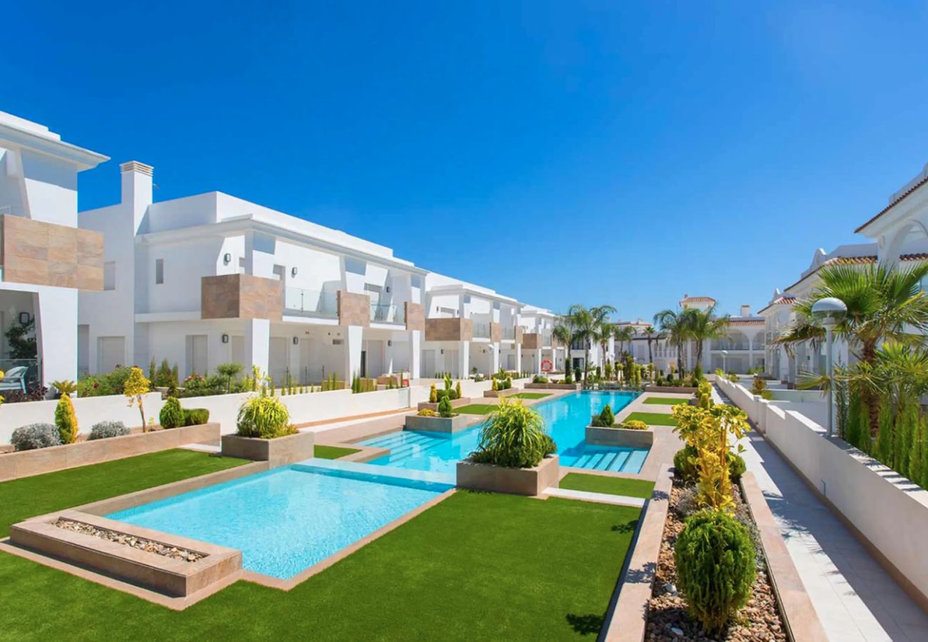 Villa en Ciudad Quesada - Villa adosada en venta en Ciudad Quesada (Ref: Villa Allegra)