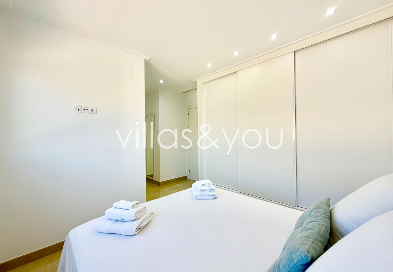 Villa à Ciudad Quesada - Villa Marabu Lagoon Private Jacuzzi by Villas&You