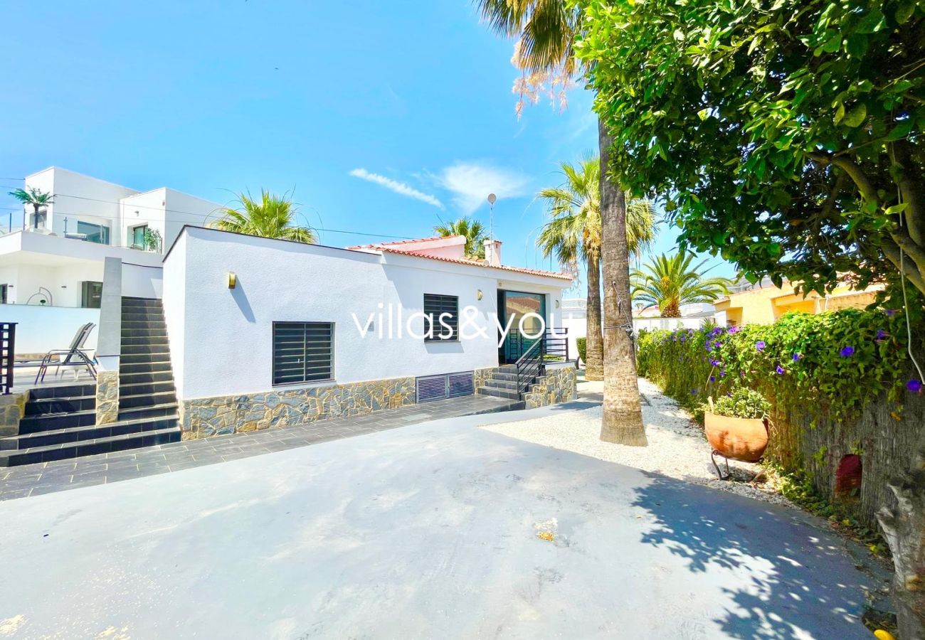 Villa à Ciudad Quesada - Villa Limon | Location d'hiver a long terme a Ciudad Quesada