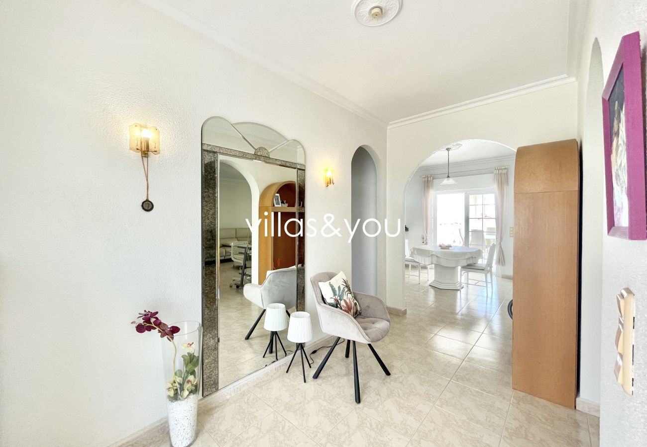 villa à Ciudad Quesada - Grande Villa à vendre à Ciudad Quesada (Ref. Azul)