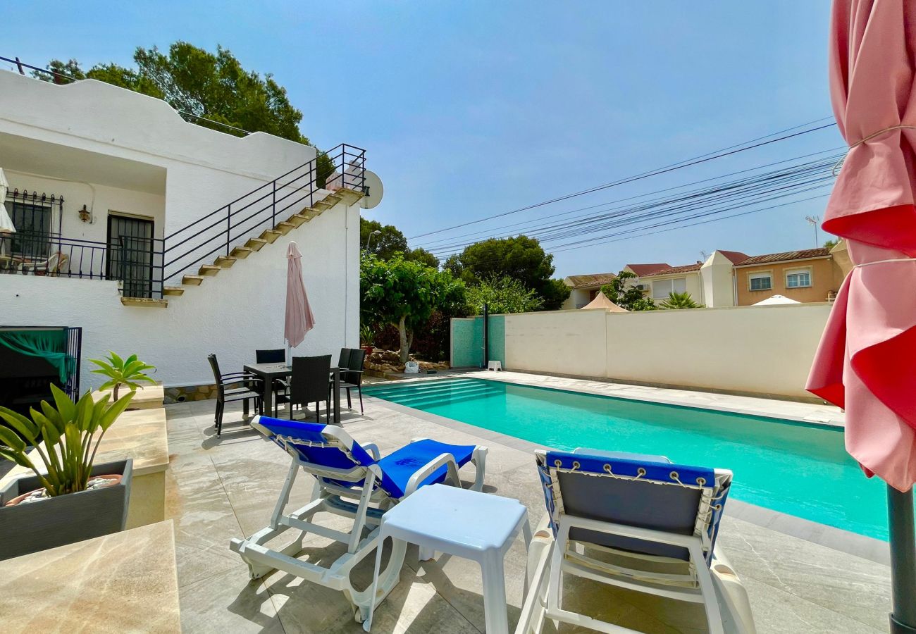 Villa in Torrevieja - Villa Balcones | Long term winter rental in Los Balcones, Torrevieja