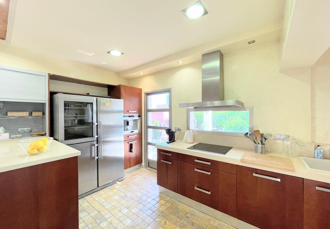Villa in Elche - Villa Valverde by Villas&You