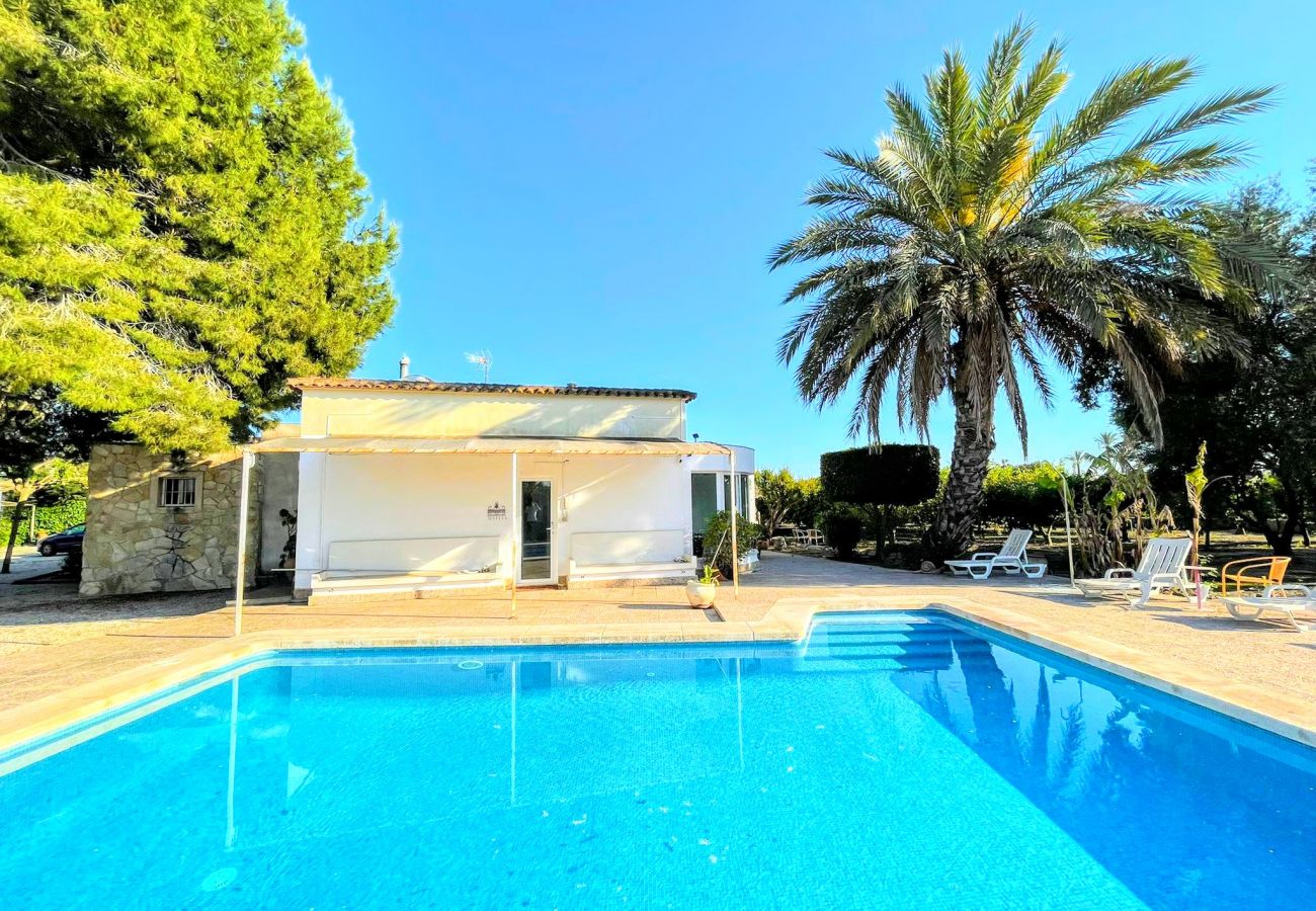 Villa in Elche - Villa Valverde by Villas&You