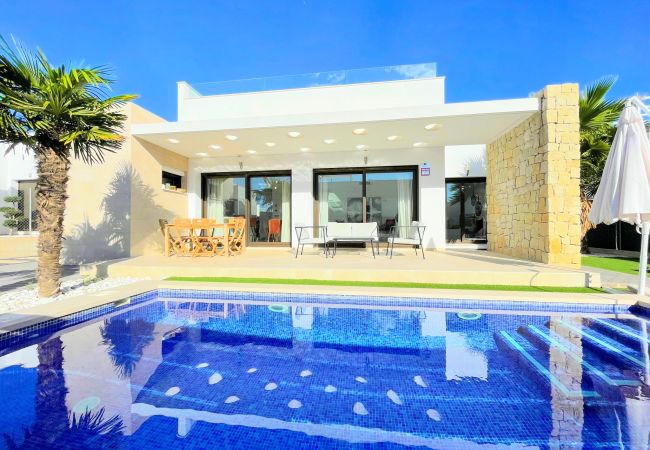 Villa in Orihuela Costa - Villa Vistabella Golf Resort by Villas&You