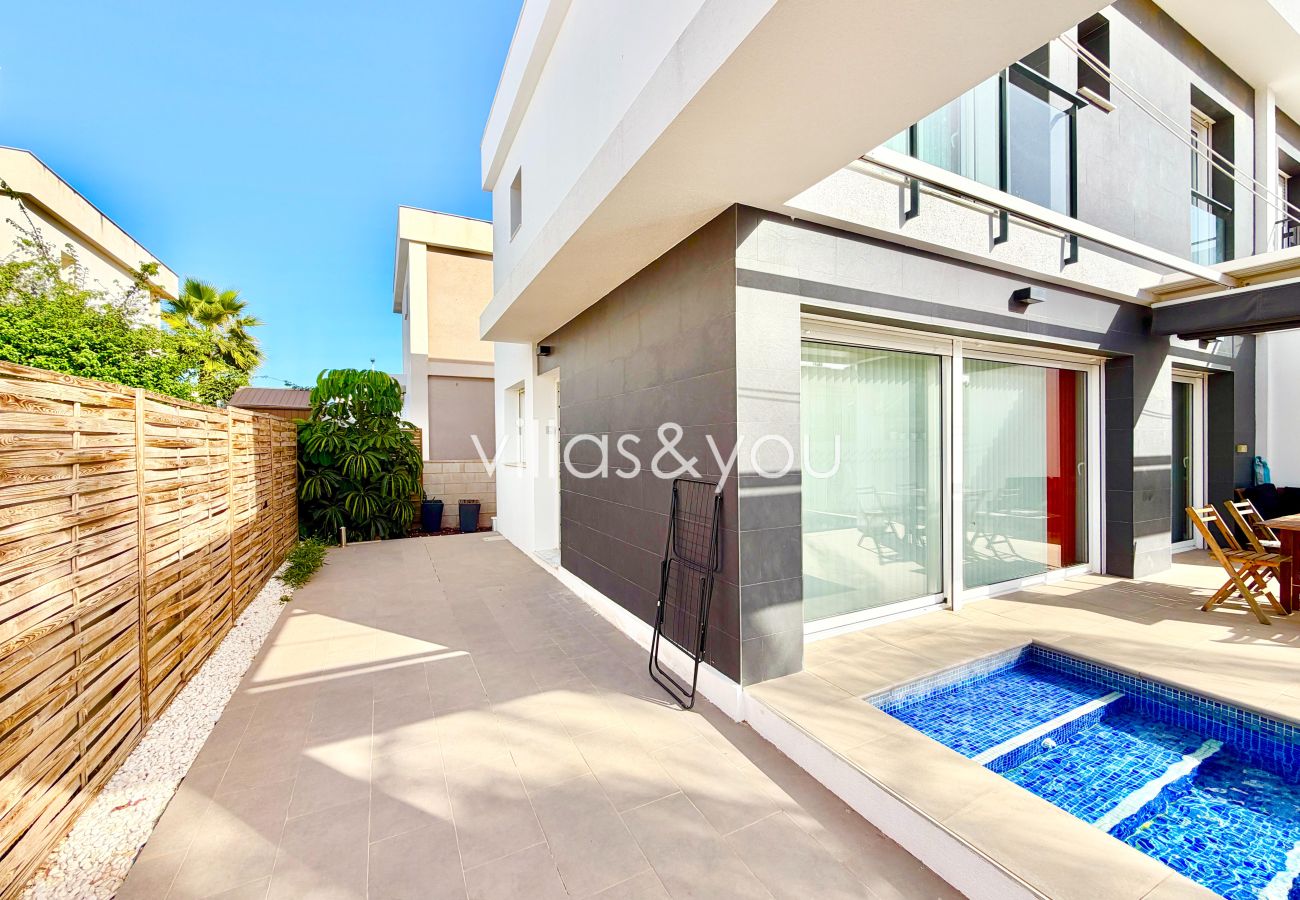 Villa in Gran Alacant - Villa Bambu Gran Alacant by Villas&You