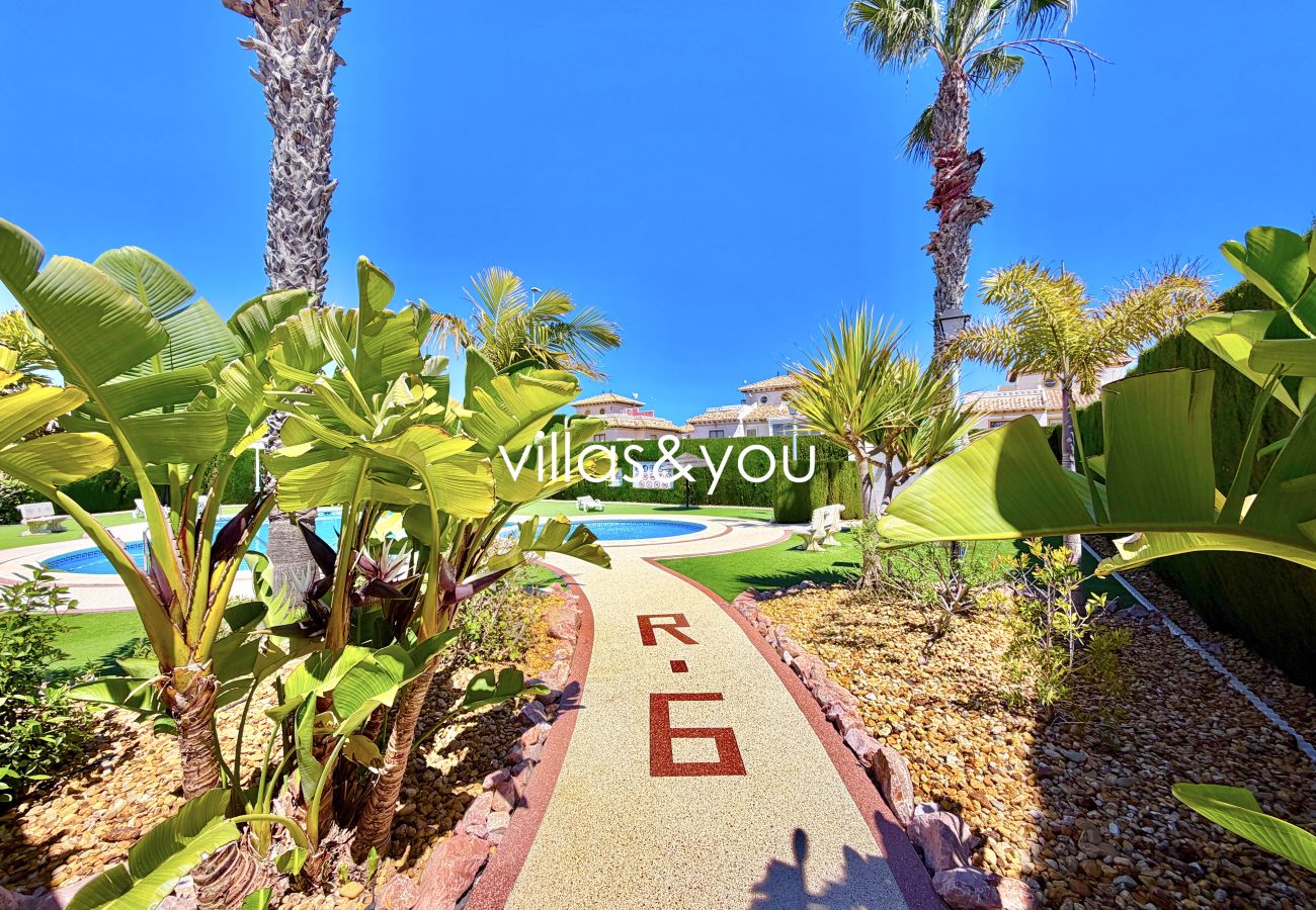 House in Orihuela Costa - Casa Playa Golf by Villas&You