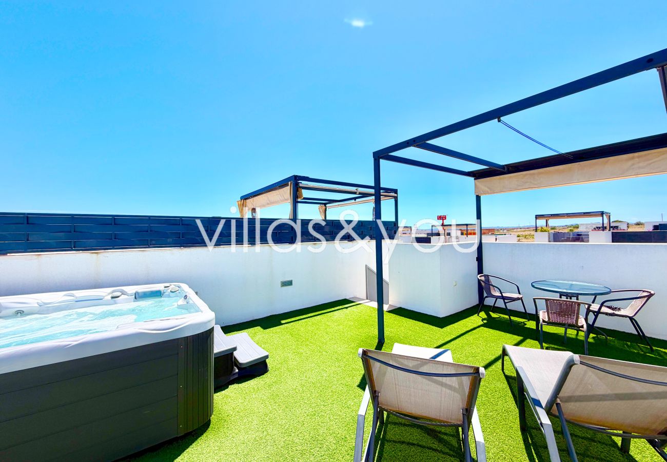 Villa in Ciudad Quesada - Villa Marabu Lagoon Private Jacuzzi by Villas&You