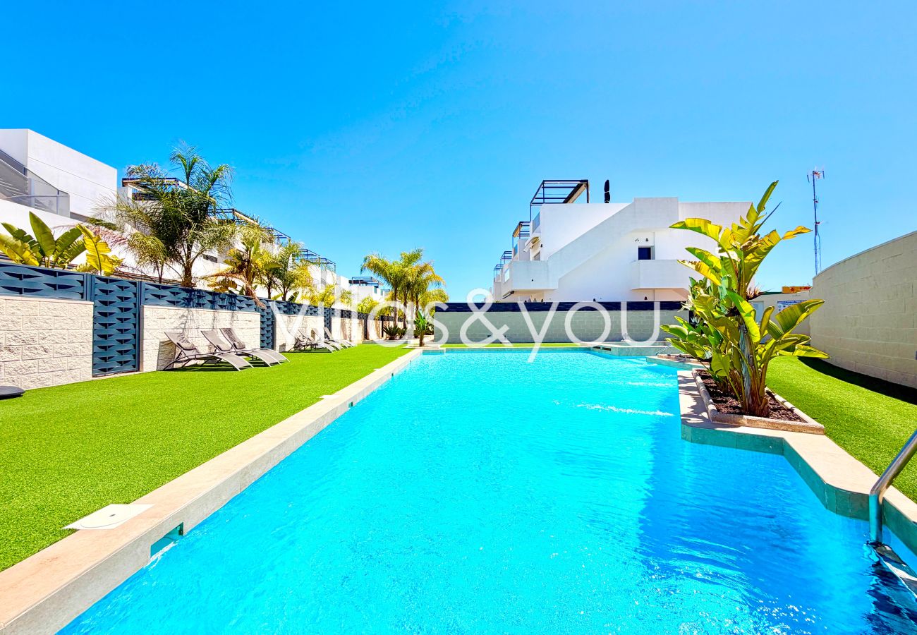 Villa in Ciudad Quesada - Villa Marabu Lagoon Private Jacuzzi by Villas&You