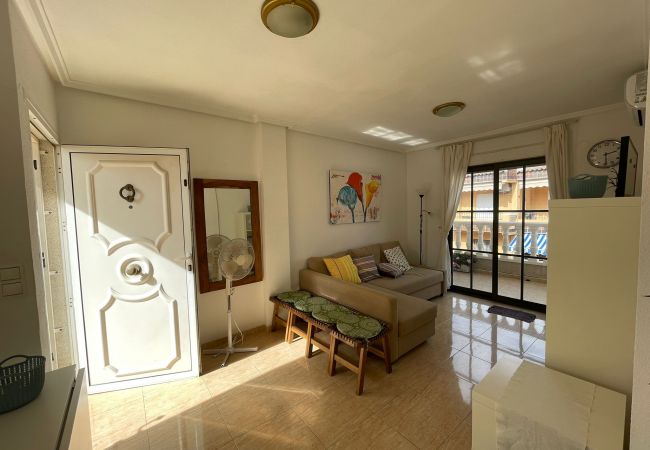 Lägenhet i Torrevieja - RENTED! Marejadilla | Long Term Rental in Punta Pr