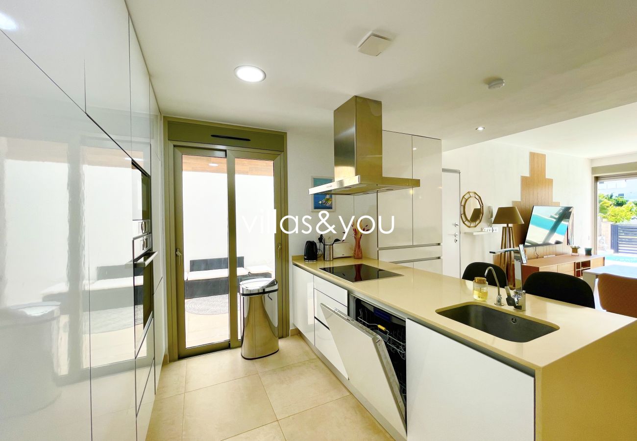 Villa i Orihuela Costa - Villa Villamartin Paradise | Långtidsuthyrning på vintern i Orihuela Costa