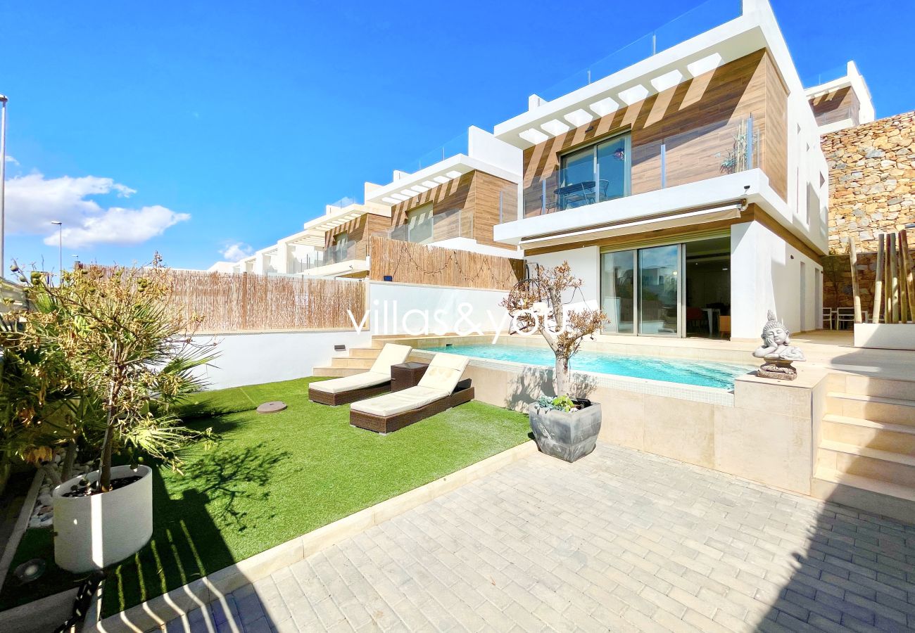 Villa i Orihuela Costa - Villa Villamartin Paradise | Långtidsuthyrning på vintern i Orihuela Costa