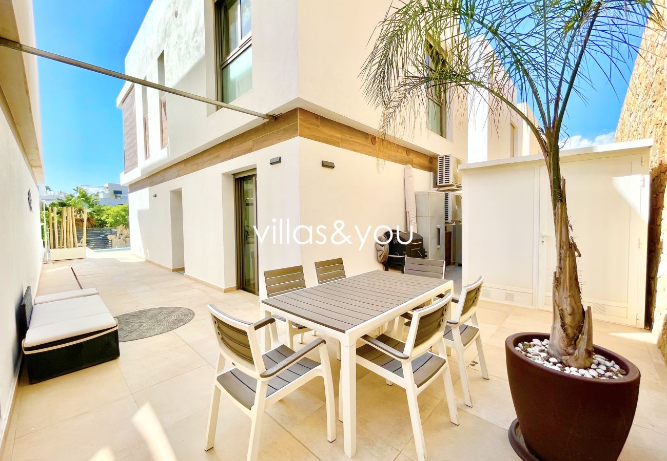 Villa i Orihuela Costa - Villa Villamartin Paradise | Långtidsuthyrning på vintern i Orihuela Costa