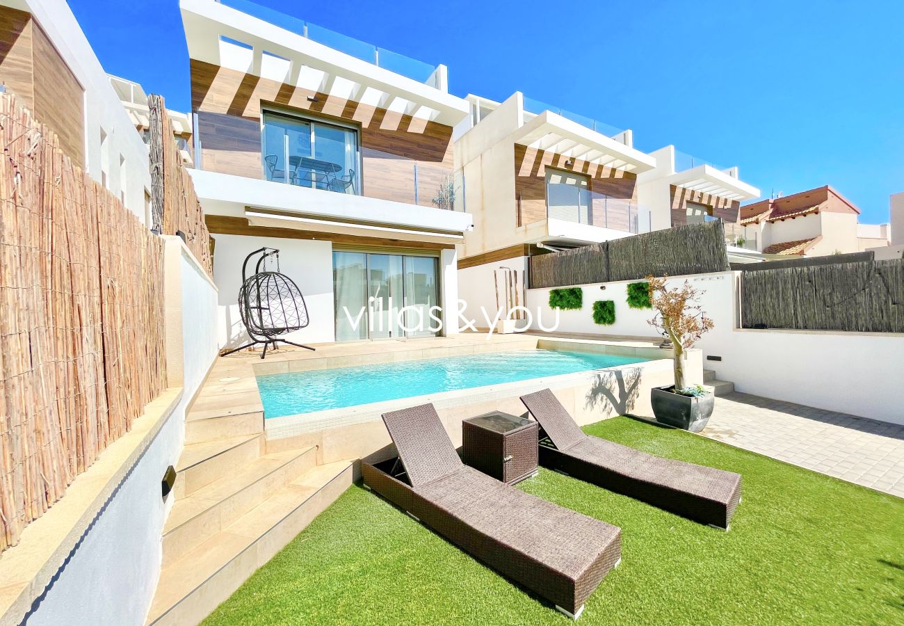 Villa i Orihuela Costa - Villa Villamartin Paradise | Långtidsuthyrning på vintern i Orihuela Costa