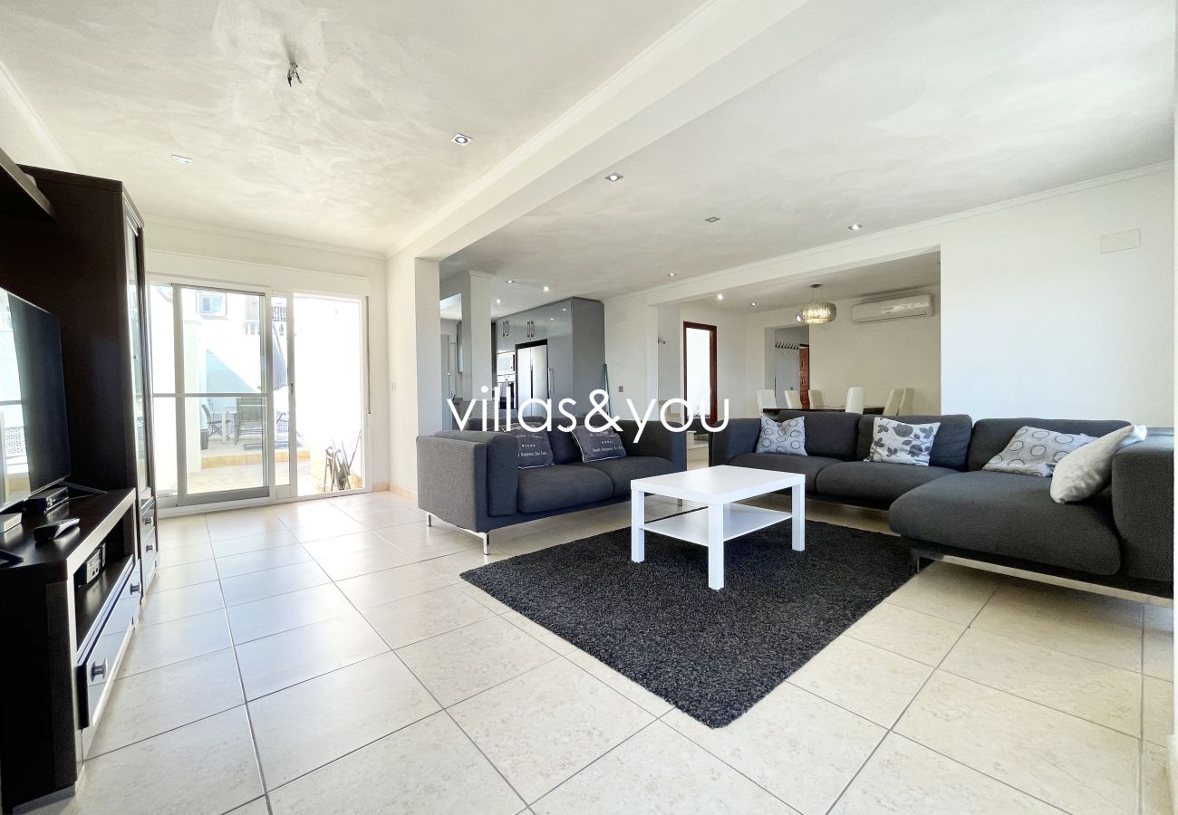 Villa i San Fulgencio - Villa La Marina by Villas&You