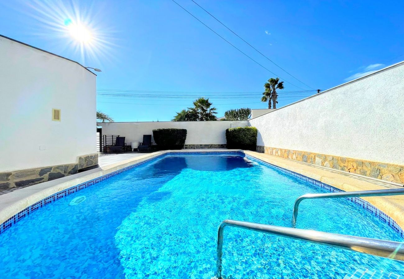 Villa i Ciudad Quesada - Villa Limon Ciudad Quesada by Villas&You