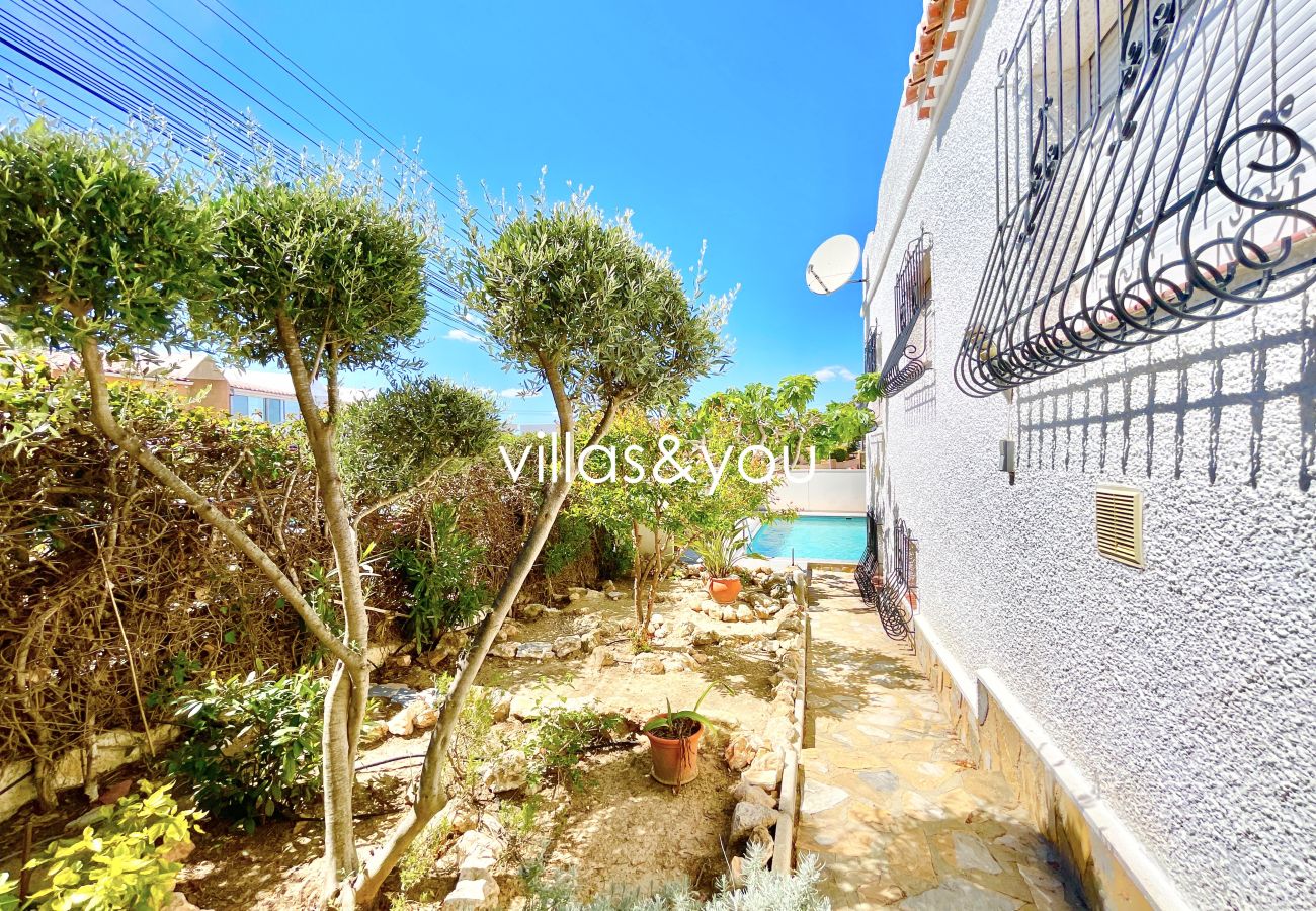 Villa i Torrevieja - Villa Balcones Torrevieja by Villas&You