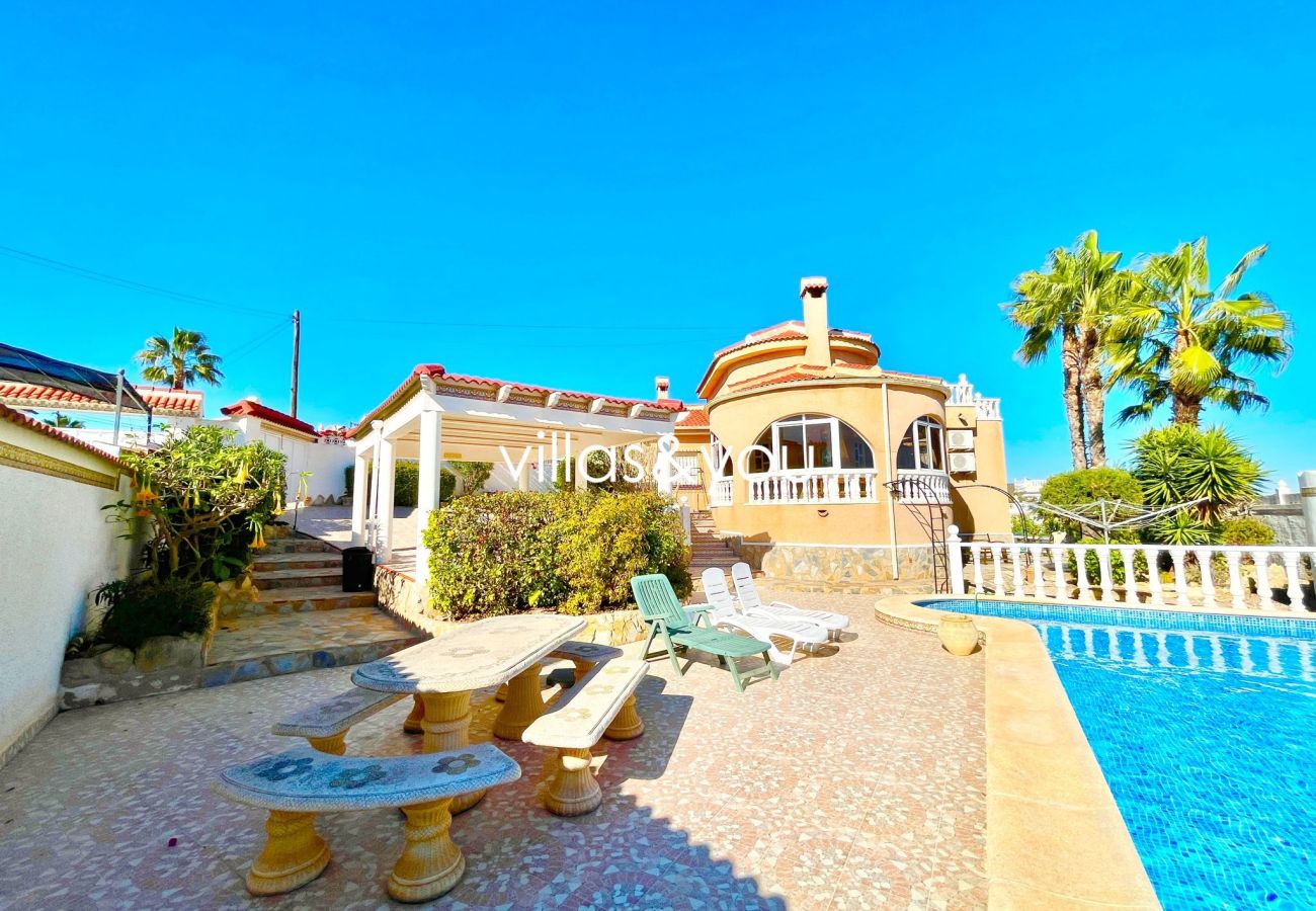 Villa i Ciudad Quesada - Villa Pilar Ciudad Quesada by Villas&You