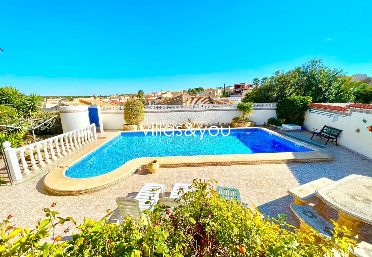 Villa i Ciudad Quesada - Villa Pilar Ciudad Quesada by Villas&You