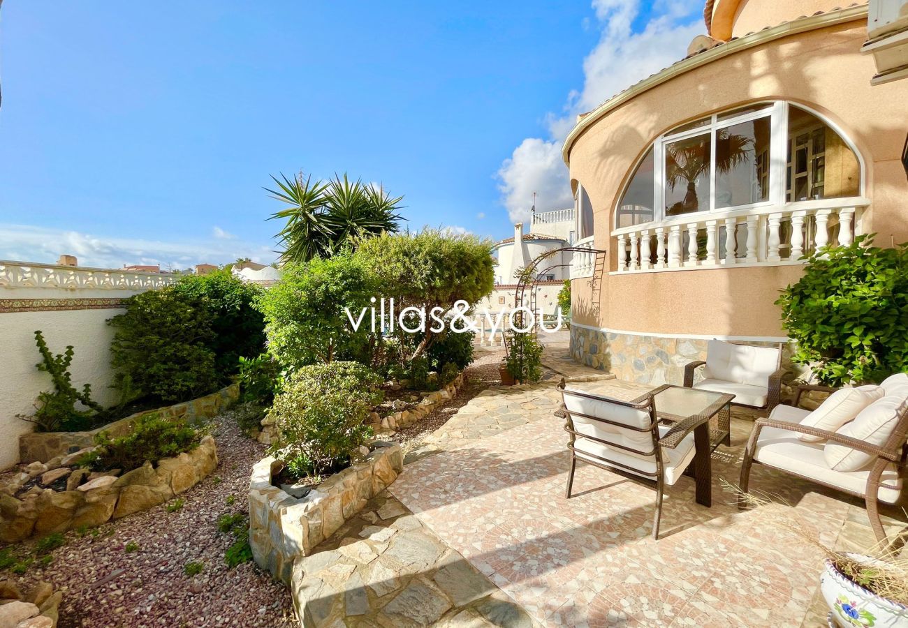 Villa i Ciudad Quesada - Villa Pilar Ciudad Quesada by Villas&You