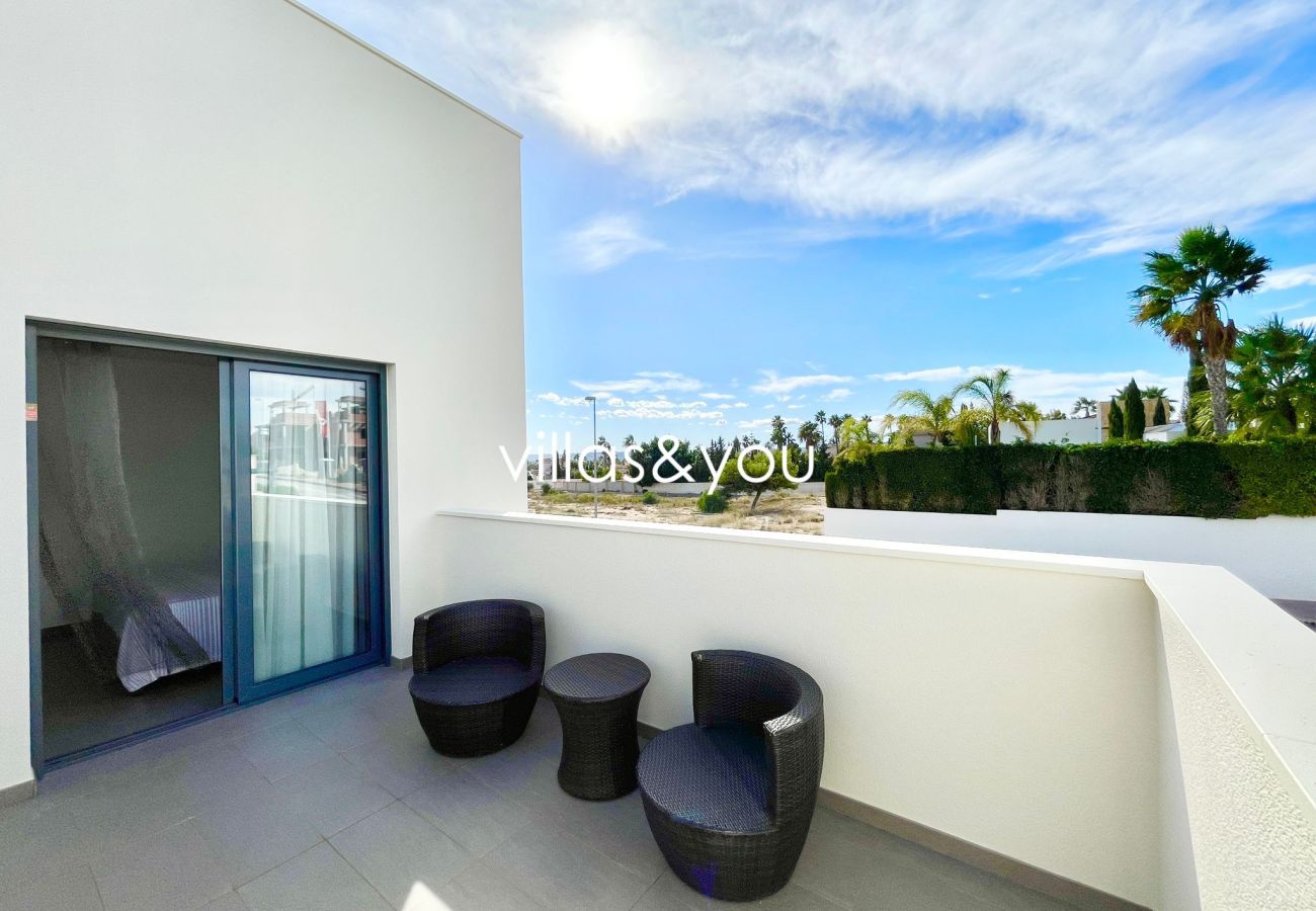 Villa i Ciudad Quesada - Villa Eivissa Ciudad Quesada by Villas&You